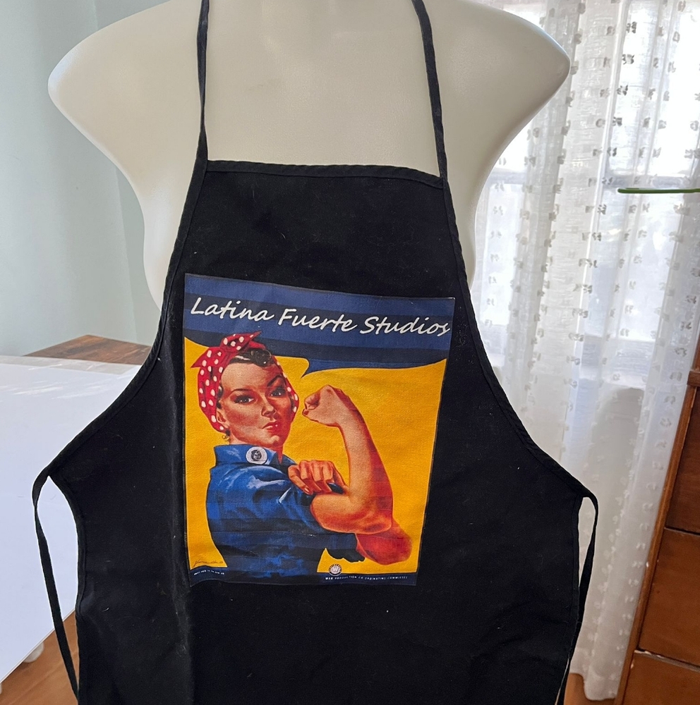 Latina Fuerta Studio Apron Size S/M